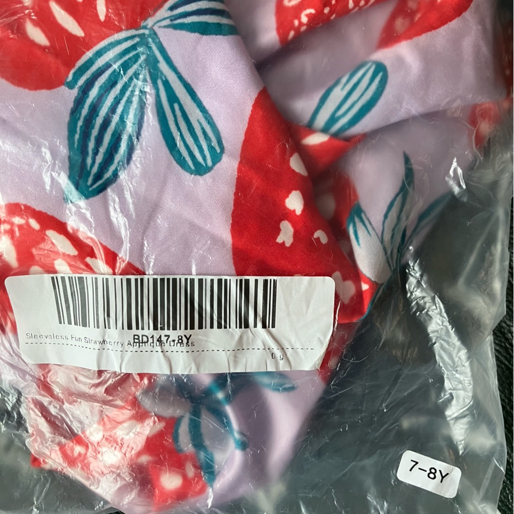 NWOT Mini Taylor Sleeveless Strawberry Kids Dress - Picture 7 of 7
